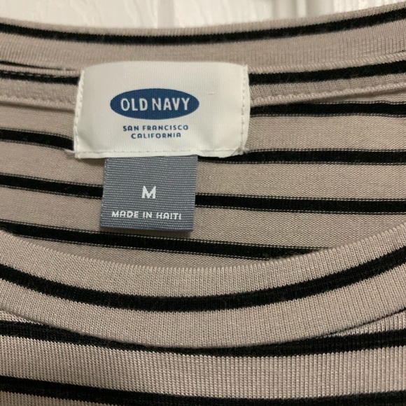 Too - Picture 2 of 2